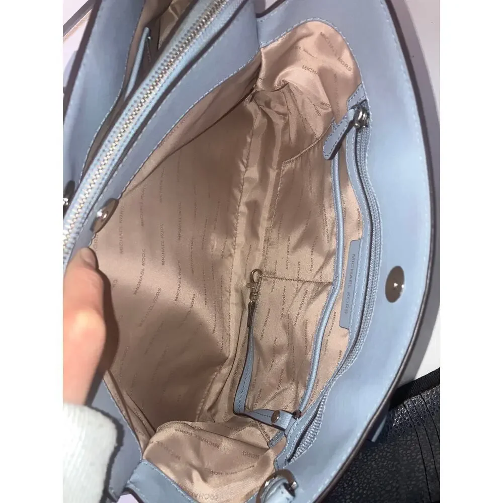 MICHAEL KORS, LARGE TRIPLE COMPARTMENT LIGHT BLUE HANDBAG